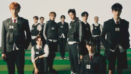 K-pop Sensation The Boyz praten over hun meest iconische schoonheids- en stijlmomenten |  Interview